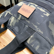 Load image into Gallery viewer, Urban Tote