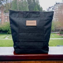 Load image into Gallery viewer, Urban Tote