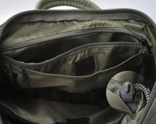 Load image into Gallery viewer, Aviator Carrier