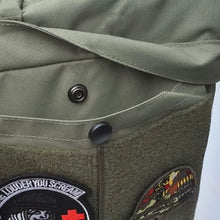 Load image into Gallery viewer, Aviator Carrier